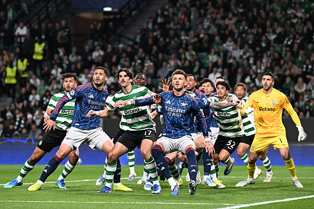 Ảnh bài viết Arsenal dùng bóng chết trị chiêu dị của PSG