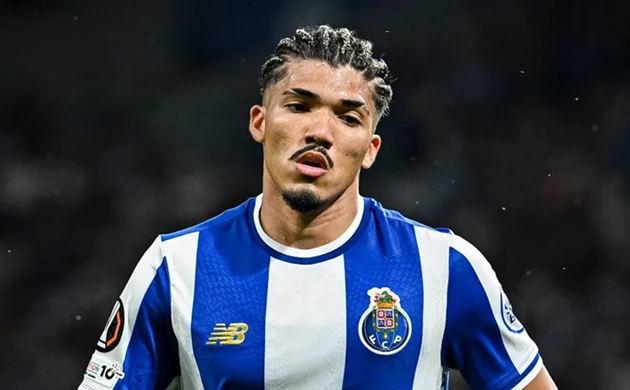 Ảnh bài viết MU đấu Arsenal giành sao Porto giảm nửa giá