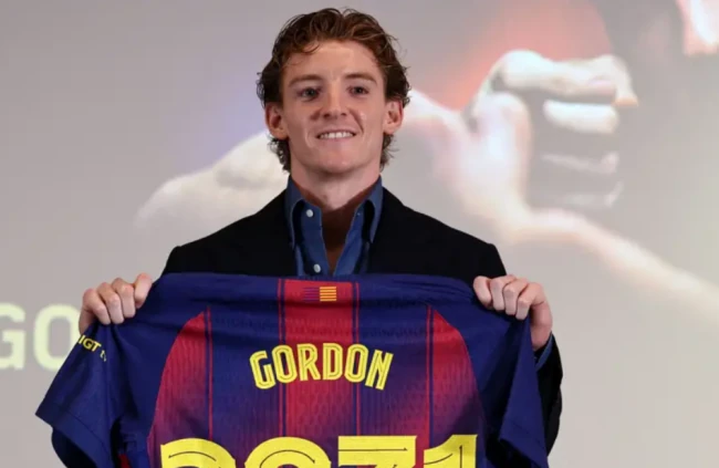 Barcelona chiêu mộ thành công Gordon.