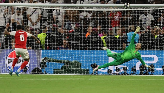 Ảnh bài viết PSG khuất phục Arsenal trên chấm luân lưu để vô địch Champions League