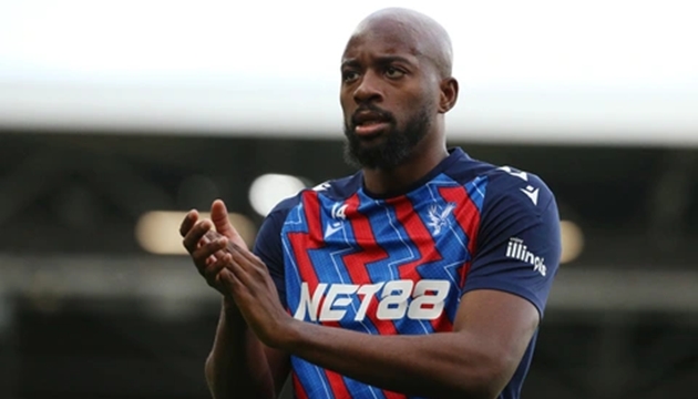 Mateta lọt vào tầm ngắm Man United.