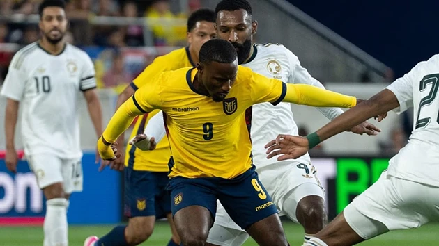 Ecuador đánh bại Saudi Arabia trong trận giao hữu trước thềm World Cup.