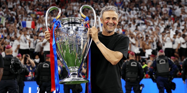 Enrique làm nên lịch sử cùng PSG.
