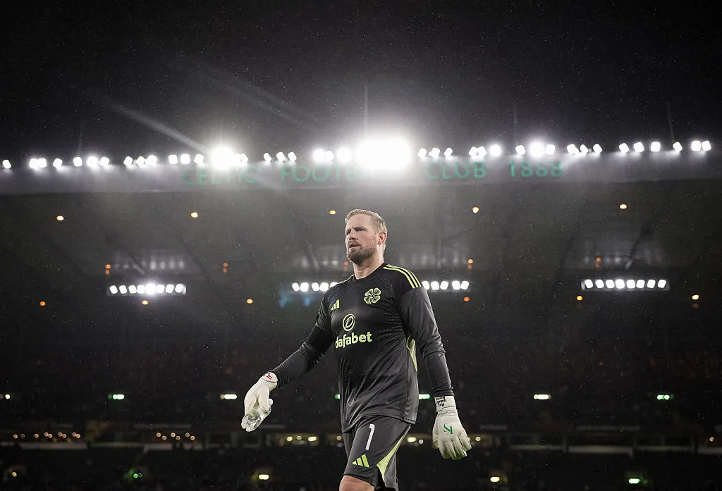 Kasper chơi 58 trận cho Celtic.
