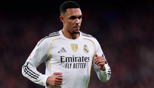 Ảnh bài viết Teddy Sheringham phân tích khả năng Alexander-Arnold tới Arsenal
