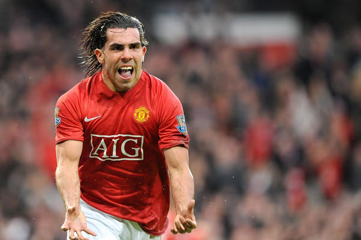 Ảnh bài viết Tevez sang Man City là phản bội hay lựa chọn sinh tồn?