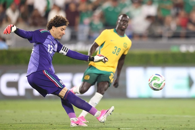 Ochoa sẽ tiếp tục dự World Cup.
