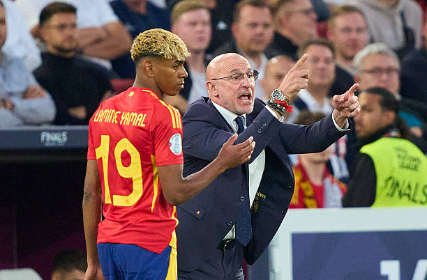 Luis de la Fuente tự tin vào thể trạng của Lamine Yamal.
