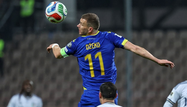 Edin Dzeko tận hiến cho ĐTQG.