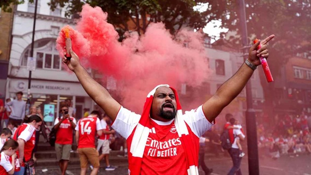 CĐV Arsenal đang rất mong chờ về tương lai.