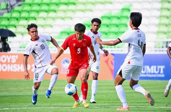 Ảnh bài viết Hoàng Công Hậu lập hat-trick, lời khẳng định từ sản phẩm lò Thể Công