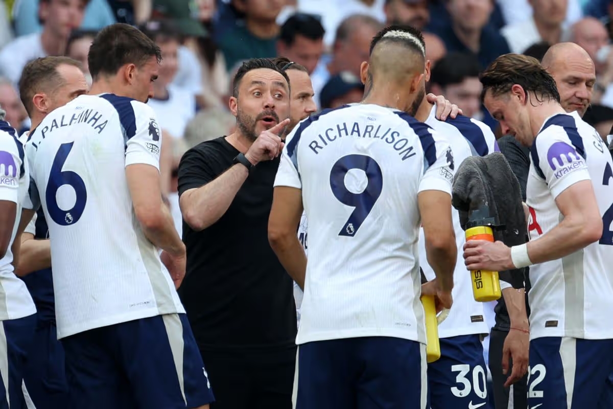 Một mùa hè tái thiết đang chờ đợi Tottenham.