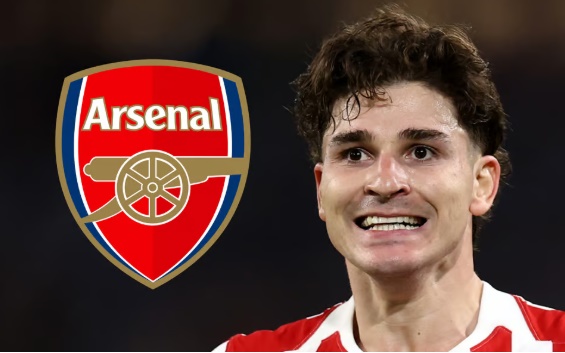 Ảnh bài viết Arsenal dẫn đầu cuộc đua giành Julian Alvarez