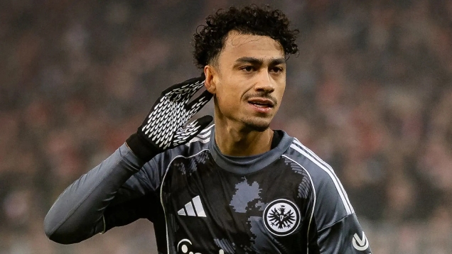 Arsenal đánh giá cao sự đa năng của Nathaniel Brown.