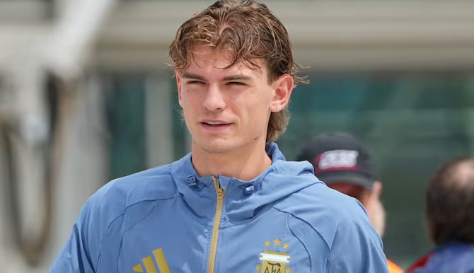 Ảnh bài viết Nico Paz trở lại tập luyện, xóa tan nỗi lo của Argentina