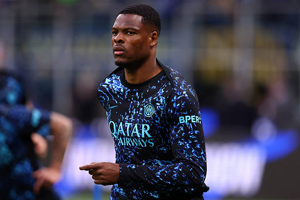 Ảnh bài viết Tin đồn chuyển nhượng sáng 4/6: Real Madrid chốt Dumfries; AC Milan tranh Summerville
