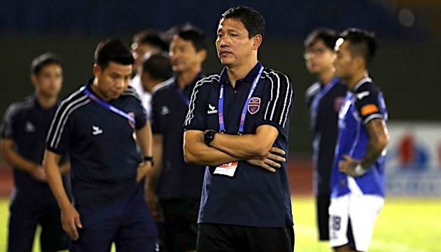 Ảnh bài viết Bi kịch thay 7 HLV đẩy Becamex TPHCM đến cửa tử V-League