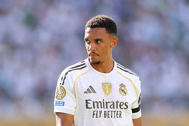 Trent liệu có thể bước trên con đường của Kimmich?