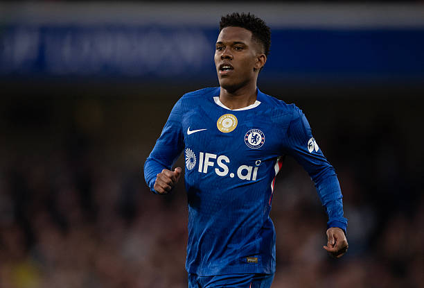 Estevao Willian gây ấn tượng trong màu áo Chelsea.