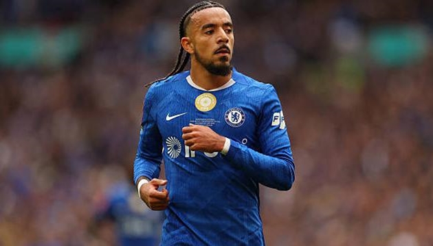 Manchester City có thể cân nhắc chiêu mộ Malo Gusto.