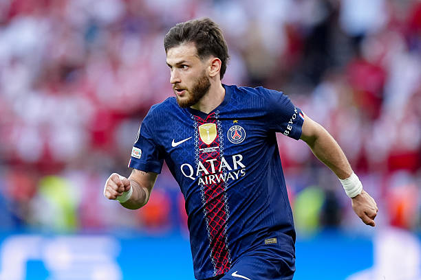 Ảnh bài viết Tin đồn chuyển nhượng sáng 7/6: Real săn Kvaratskhelia; Arsenal tranh Gibbs-White