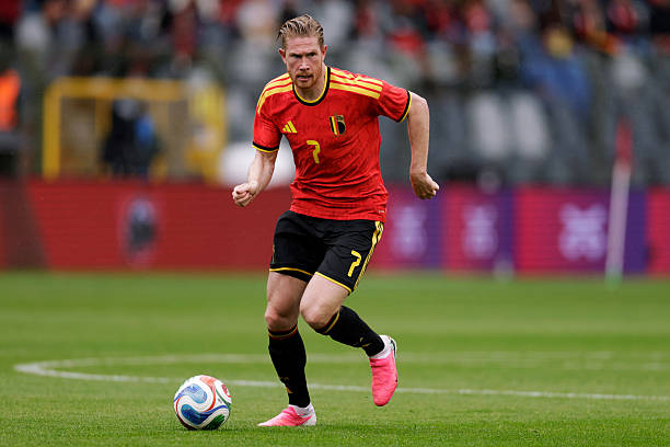 De Bruyne vẫn là hạt nhân trong lối chơi của Bỉ.
