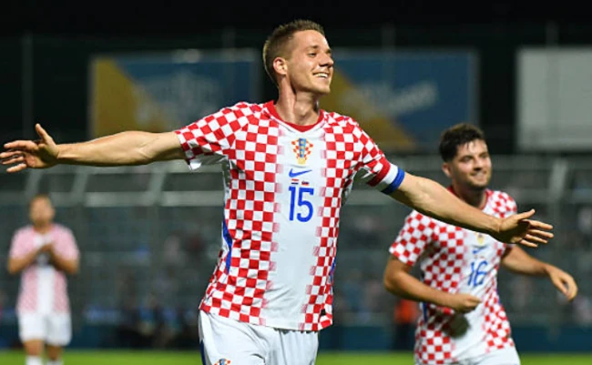 Mario Pasalic ấn định chiến thắng 2-1 cho Croatia.