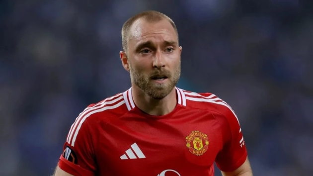 MU động viên Christian Eriksen.