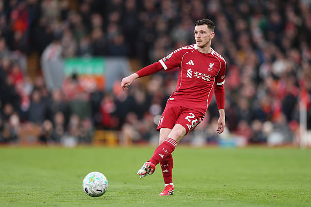 Kinh nghiệm và bản lĩnh của Robertson là những yếu tố mà Spurs đang khao khát.