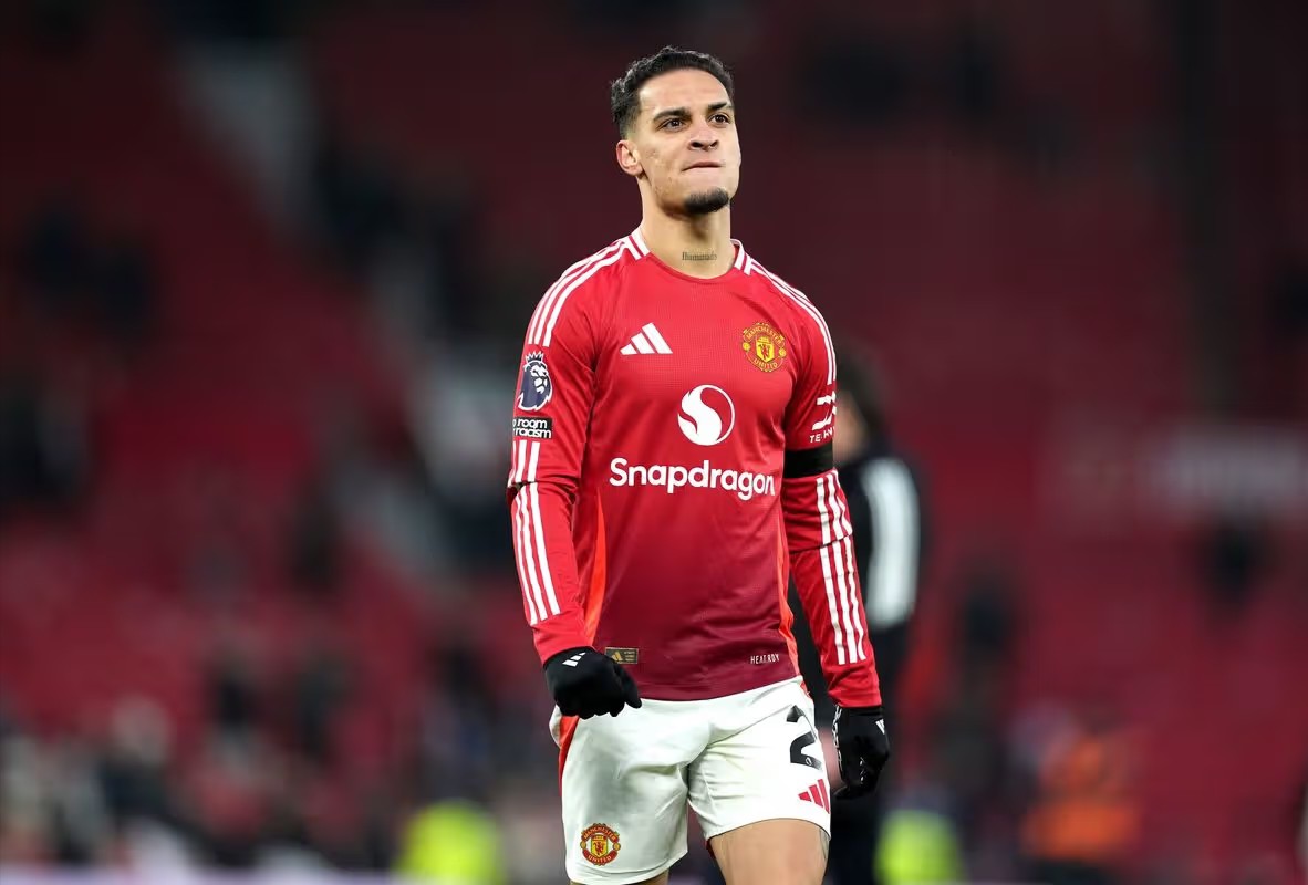 Ảnh bài viết Antony thừa nhận từng khước từ Liverpool để chọn Man Utd