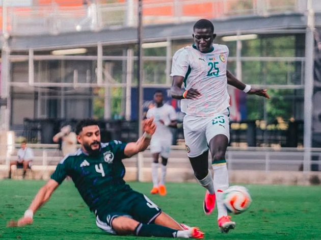 Ảnh bài viết Jackson dính thẻ đỏ, Senegal bị Saudi Arabia cầm hòa 0-0