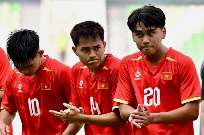 Ảnh bài viết Điểm tin bóng đá Việt Nam 10/6: CĐV Thái Lan tiếc cho U19 Việt Nam; Kevin Phạm Ba nói về việc nhập tịch