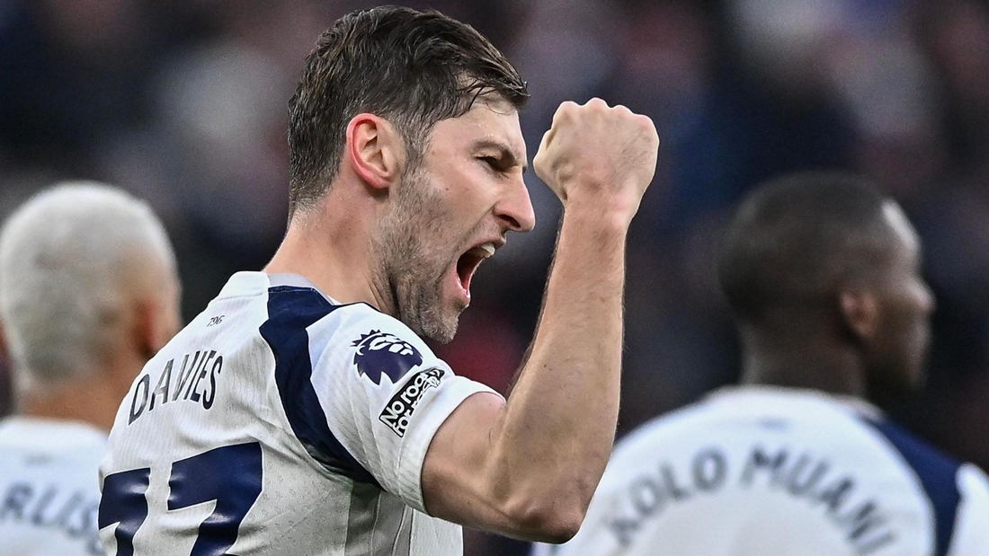 Ảnh bài viết Tottenham tiến sát Marcos Senesi, gia hạn Ben Davies