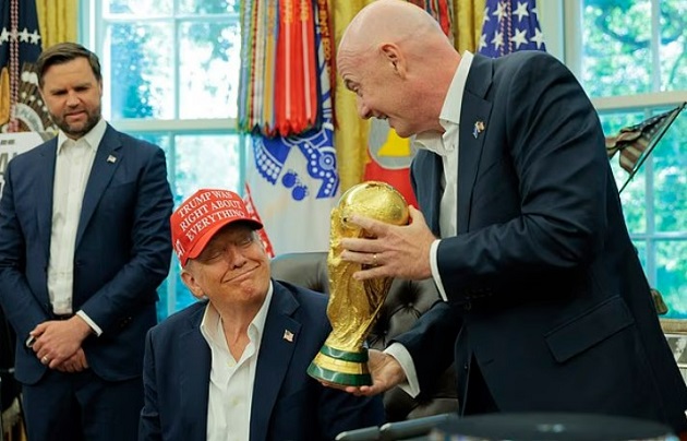 Ảnh bài viết Infantino bị chỉ trích kịch liệt vì để World Cup hỗn loạn