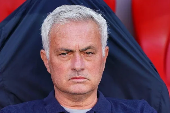 Ảnh bài viết CHÍNH THỨC! Real Madrid bổ nhiệm HLV Jose Mourinho