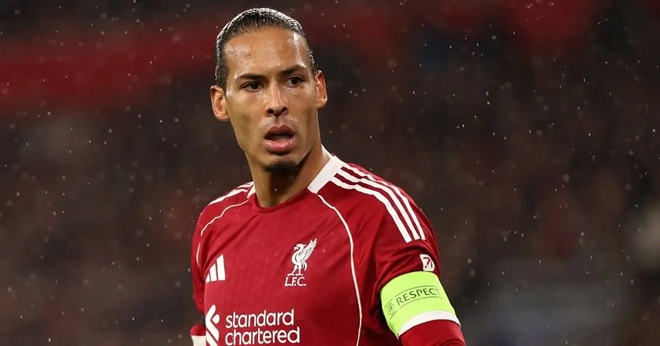 Van Dijk là trụ cột không thể thay thế của Liverpool.