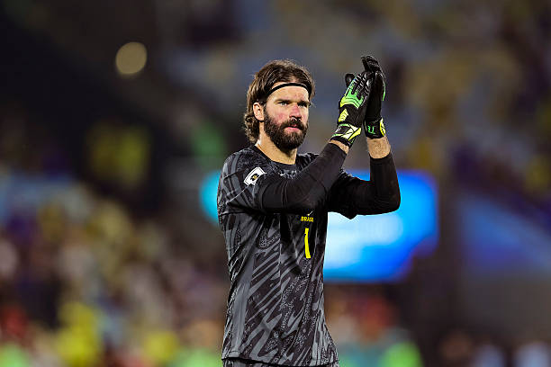 Ảnh bài viết Alisson thừa nhận bỏ đá cho Liverpool để dồn sức dự World Cup