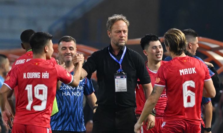 CLB Công an Hà Nội vô địch V.League 2025/26.