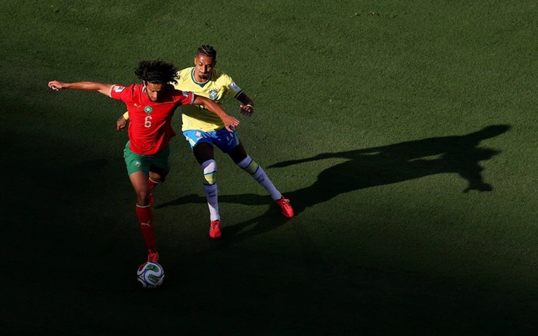 Ảnh bài viết Bouaddi và màn trình diễn khiến Casemiro bị lu mờ