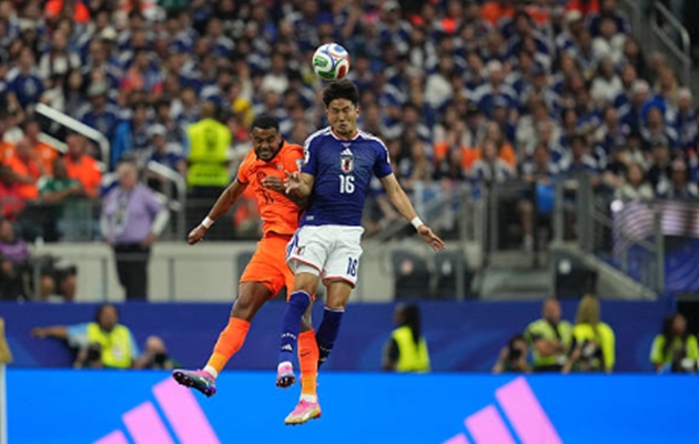 Tsuyoshi Watanabe (6.1): Mang lại sự chắc chắn bên cánh phải của hàng thủ ba người, chiến thắng nhiều pha không chiến trực diện trước Gakpo. Rời sân nhường chỗ cho Tomiyasu ở phút 75.
