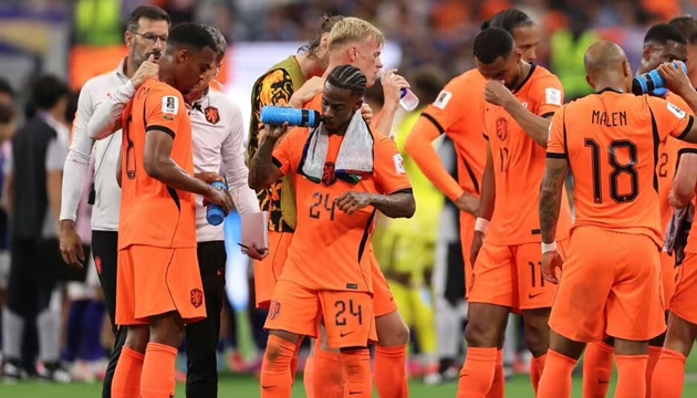 Ảnh bài viết Van Dijk ngầm tố FIFA bẻ luật để chèn quảng cáo tại World Cup 2026