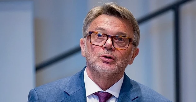 HLV Troussier đánh giá về trận hòa của Nhật Bản trước Hà Lan.