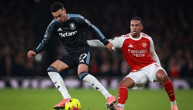 Ảnh bài viết Khen Man Utd vĩ đại, Rogers gieo sầu cho Arsenal