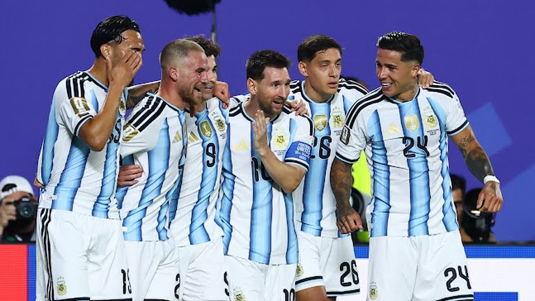 Ảnh bài viết Chấm điểm tuyển Argentina: Messi tiệm cận hoàn hảo