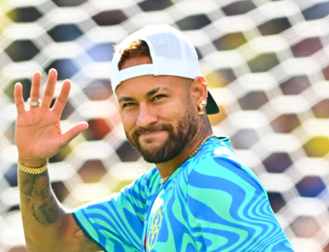 Ảnh bài viết Neymar tái xuất trên sân tập của tuyển Brazil