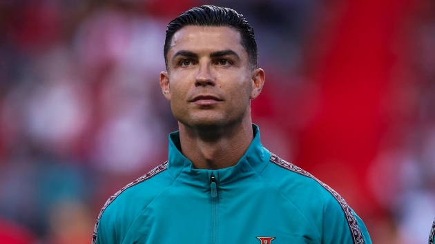 Ảnh bài viết Huyền thoại MU tin Ronaldo đủ sức thi đấu đến năm 50 tuổi