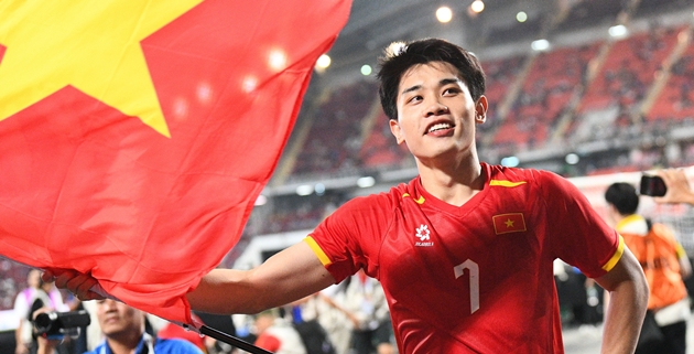 Nguyễn Đình Bắc là một trong những nhân tố trẻ có thể hình tốt của đội tuyển Việt Nam.