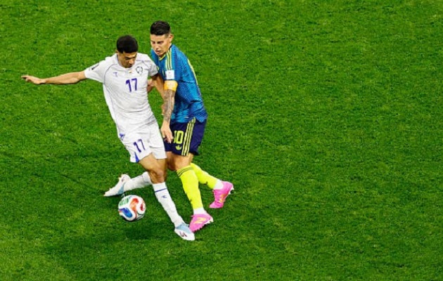 James Rodriguez (7): Người đội trưởng 34 tuổi vẫn giữ vai trò nhạc trưởng với những pha điều tiết, chuyền dài chuyển trạng thái tốt. Tuy nhiên, NHM vẫn chờ đợi sự bùng nổ nhiều hơn từ James.

Luis Suarez (6.9): Tiền đạo cắm chơi xông xáo và tích cực pressing trên hàng công nhưng không có nhiều khoảng trống cũng như cơ hội dứt điểm thực sự rõ ràng trước hàng thủ dày đặc của Uzbekistan.

Luis Diaz (8.3): Ngôi sao sáng nhất trận đấu với một kiến tạo đẳng cấp cho Munoz mở tỷ số, một cú sút trúng cột dọc và tự mình ghi bàn thắng quan trọng giúp Colombia tái lập thế dẫn bàn.