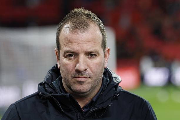 Van der Vaart lên tiếng xin lỗi vì trò đùa của mình.