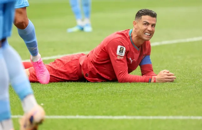 Ronaldo đã có trận ra quân nhạt nhoà.